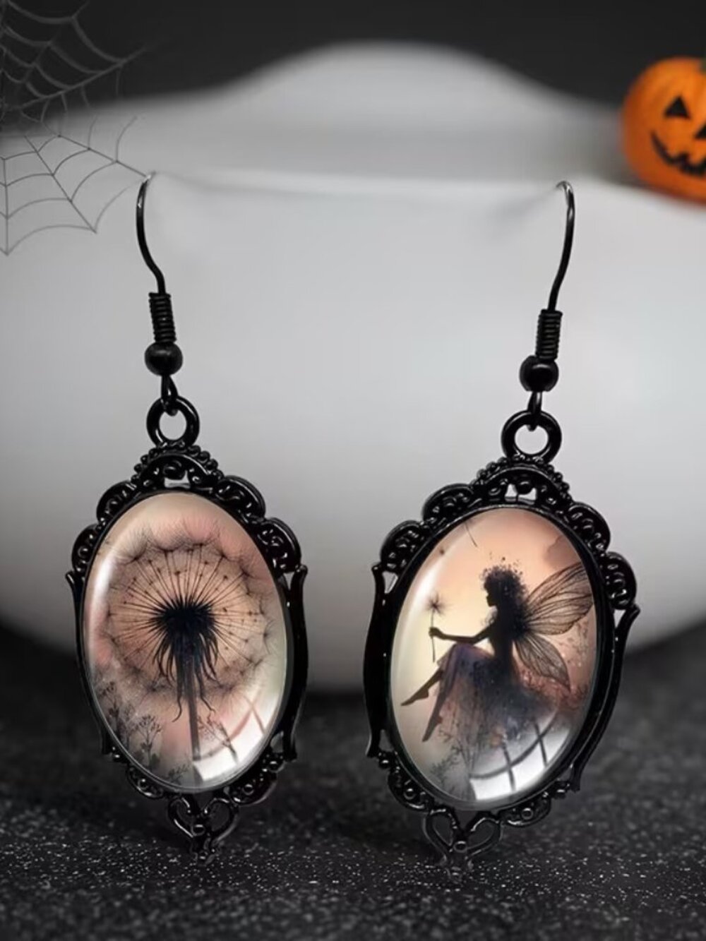 🆕️ Oval Black Lace Dandelion Fairy Drop Earrings NWOT